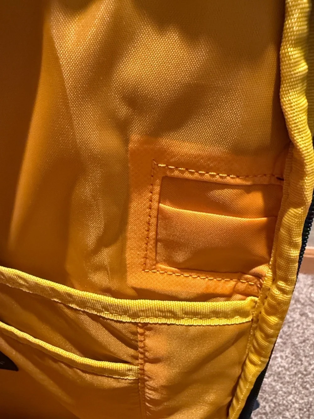 Eagle Creek Wayfinder 30L Backpack Laptop Hiking Travel Orange Yellow Blue - Picture 15 of 15